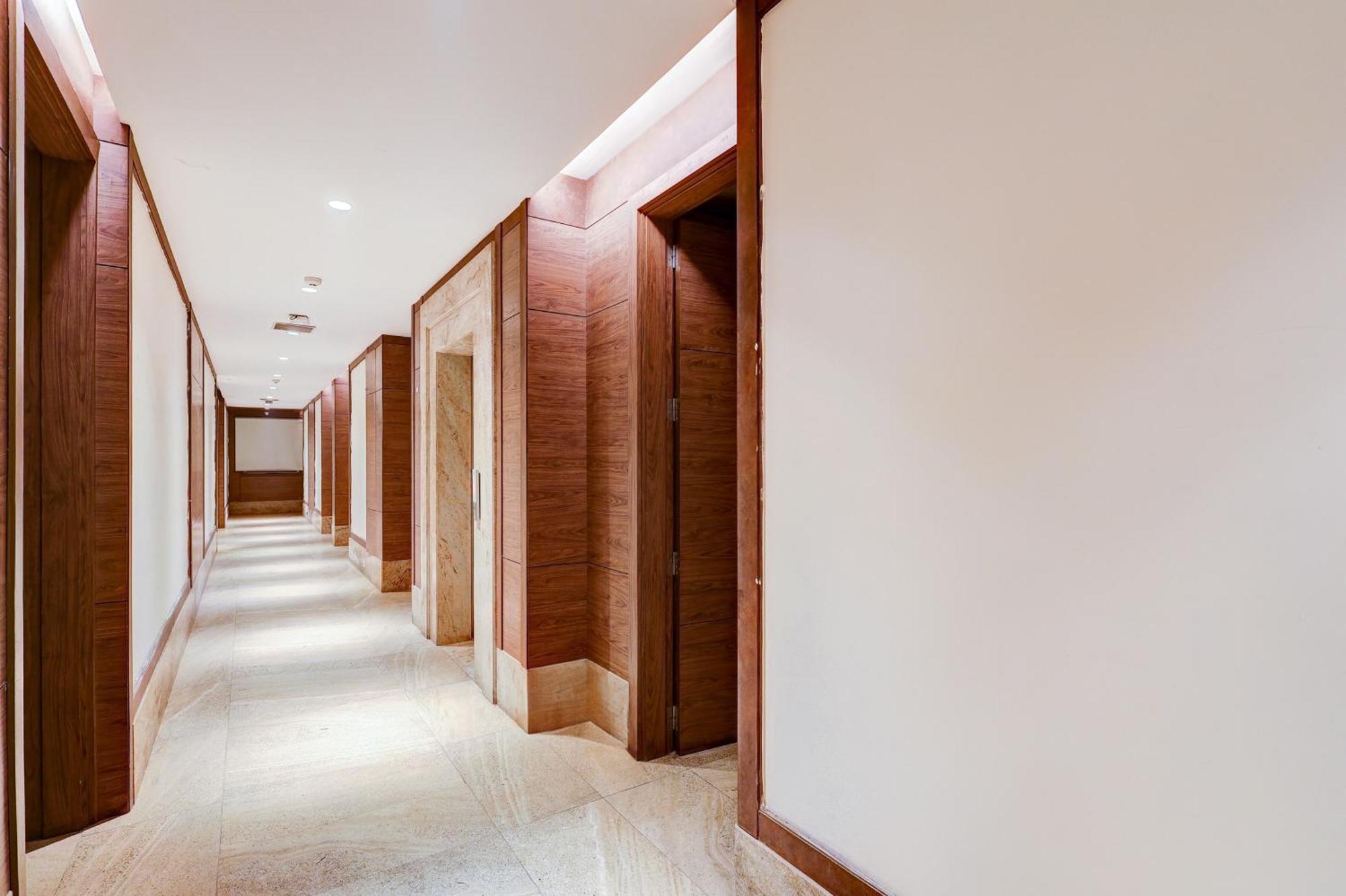 Super Townhouse Chhatarpur Near Metro Park نيودلهي المظهر الخارجي الصورة